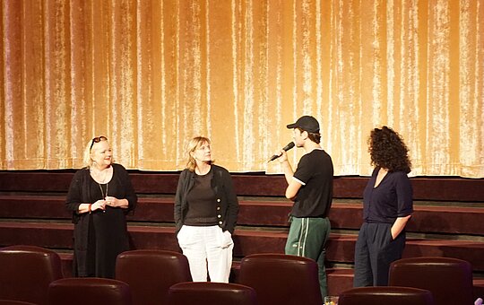 KulturKINO- More than Strangers - Foto: Aleyna Kalayci